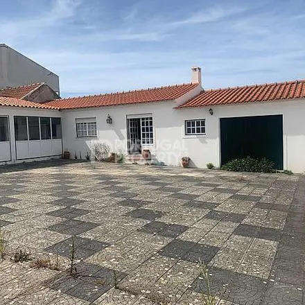 Image 3 - unnamed road, 2530-178 Lourinhã, Portugal - House for sale