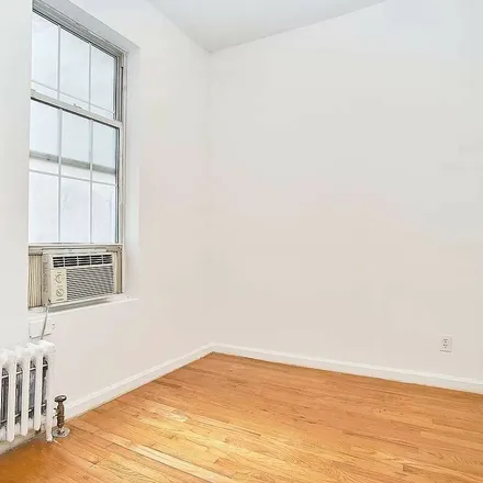 Image 5 - 214 Sullivan Street, New York, NY 10012, USA - Apartment for rent