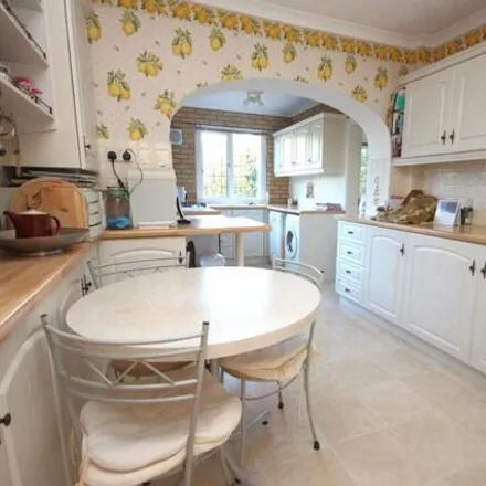 Image 3 - Lower Blandford Road, Bournemouth, Christchurch and Poole, BH18 8NY, United Kingdom - House for sale