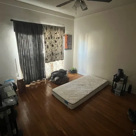 Rent this 1 bed room on 841 North Saint Andrew's Place in Los Angeles, CA 90038