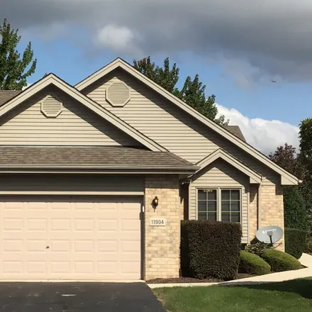 Buy this 2 bed townhouse on 11904 Somerset Road in Orland Park, IL 60467