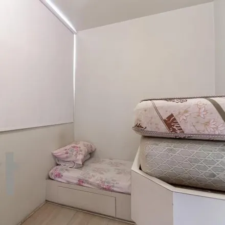 Buy this 3 bed apartment on Edifício San Remo in Rua Doutor Brasílio Machado 177, Santa Cecília