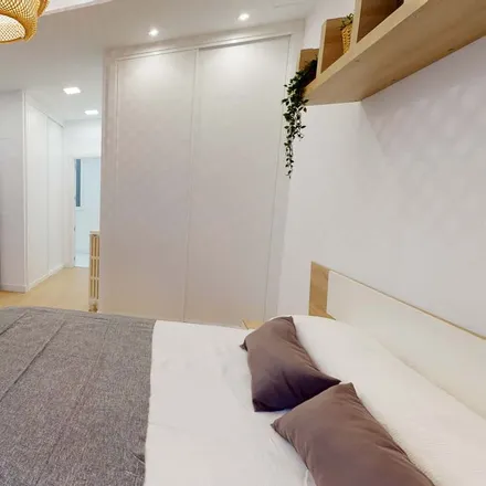 Rent this 6 bed room on Madrid in Pilates Studio, Calle de Fernando el Católico