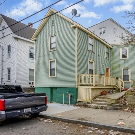 Buy this studio house on 186 Grant Street in Portland, ME 04101