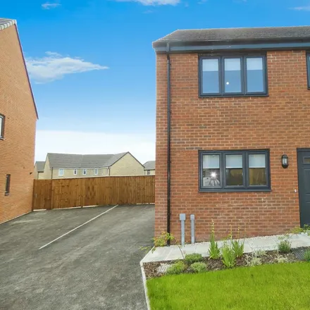 Rent this 3 bed duplex on Frank Berry Otter in Coney Green Road, Danesmoor