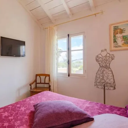 Rent this 1 bed apartment on La Roquette sur Siagne in Place José Thomas, 06550 La Roquette-sur-Siagne