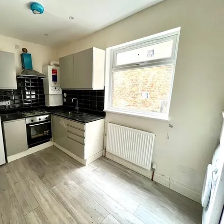 Rent this 2 bed apartment on Al Baraka Supermarket in 48 Blackstock Road, London