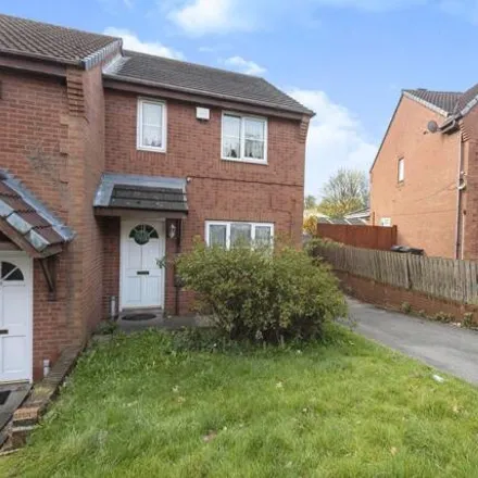 Buy this 2 bed duplex on Lupin Grove in Bordesley Green, B9 5HN