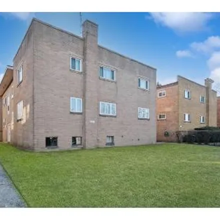 Buy this 3 bed condo on 3313 Madison Street in Skokie, IL 60076