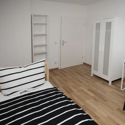 Rent this 4 bed room on Charlottenstraße 97B in 10969 Berlin, Germany