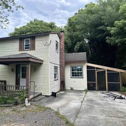 Buy this 3 bed house on 707 Route 50 in New Jersey, 08270