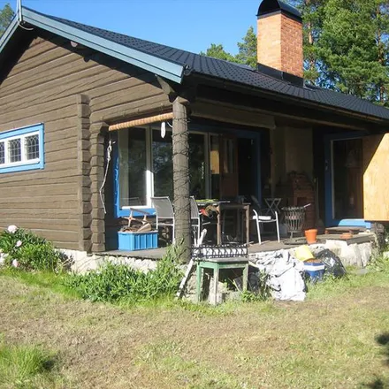 Rent this 2 bed apartment on Vickebergahöjden in 196 93 Sylta, Sweden