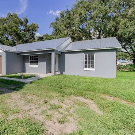 Buy this 3 bed house on 269 Oakview Avenue in Polk County, FL 33823