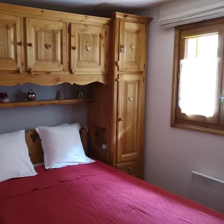 Rent this 1 bed apartment on 74310 Les Houches