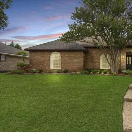 Buy this 4 bed house on 3267 Cross Bend Road in Plano, TX 75023