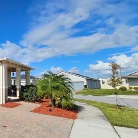 Buy this 5 bed house on 2563 Needlepoint Street in Kissimmee, FL 34741