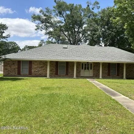 Buy this 3 bed house on 655 Scenic Drive in Ville Platte, LA 70586