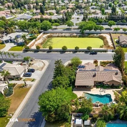 Image 8 - 12700 Longmeadow Way, Bakersfield, California, 93312 - House for sale