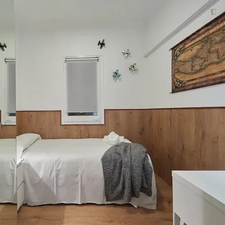 Rent this 3 bed apartment on Carrer del Comte Borrell in 82, 08001 Barcelona