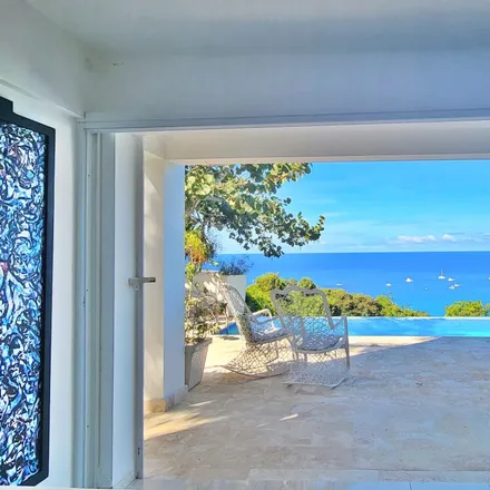 Buy this studio house on Luxury Villas $ 980