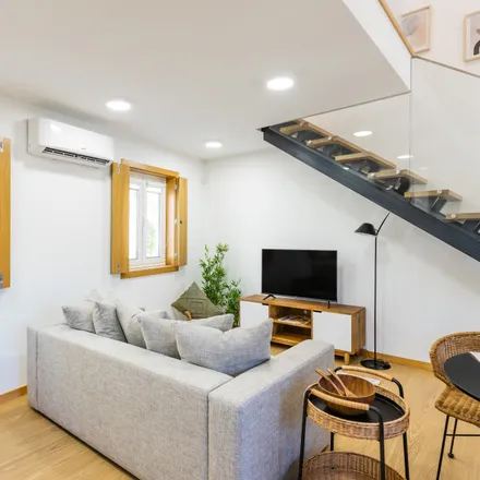 Rent this 1 bed apartment on Supercasa in Rua de Aníbal Cunha, 4050-099 Porto