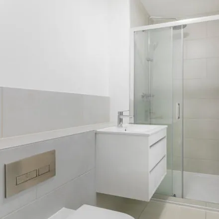 Image 7 - Glacier Way, Ealing Road, London, HA0 1ET, United Kingdom - Apartment for sale