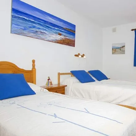 Rent this 3 bed apartment on Gerência de servicios sanitarios de Lanzarote in Calle Azores, 35570 Yaiza