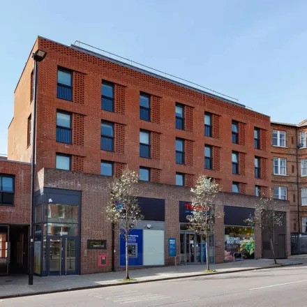 Rent this 1 bed apartment on Tesco Express in 128 Herne Hill, London