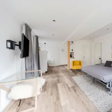 Rent this studio apartment on Lindenburger Allee 22 in 50931 Cologne, Germany