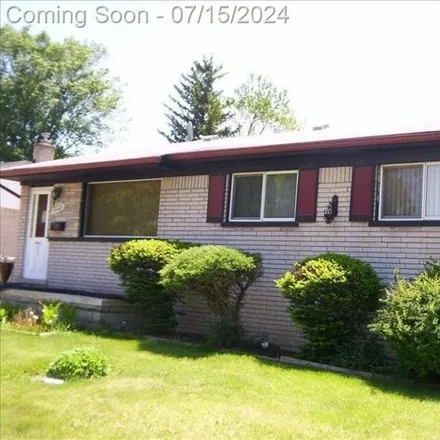 Rent this 2 bed house on 28469 Oakwood St in Inkster, Michigan