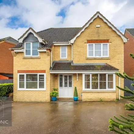 Buy this 4 bed house on Priorswood in Thorpe Marriott, NR8 6FY