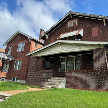 Buy this 4 bed house on 1631 McLaran Avenue in St. Louis, MO 63147
