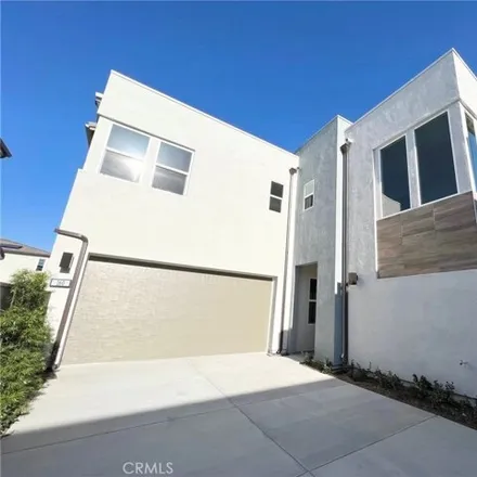 Rent this 4 bed house on 220 Edna Parkway in Lake Forest, CA 92630