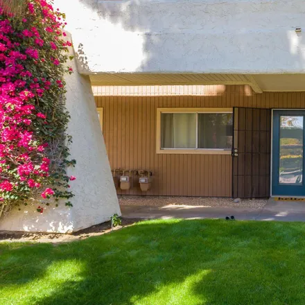 Buy this 1 bed condo on 575 North Villa Court in Palm Springs, CA 92262