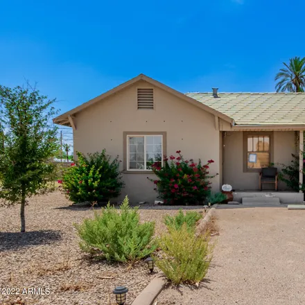 Buy this 3 bed house on 711 North Walnut Avenue in Casa Grande, AZ 85122