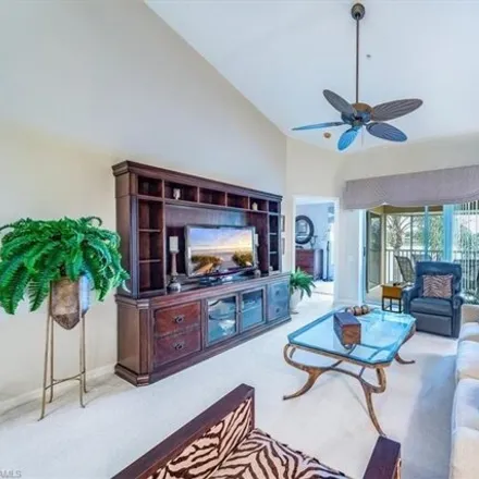 Buy this 3 bed condo on 13091 Amberley Court in Worthington Country Club, Bonita Springs