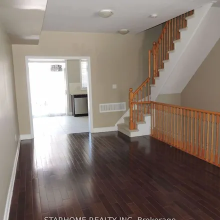 Rent this 3 bed townhouse on 214 South Park Road in Markham, ON L3T 0A5