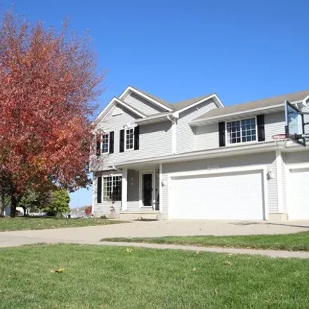 Buy this 3 bed house on 1026 East Kentucky Avenue in Indianola, IA 50125