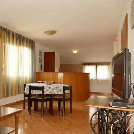 Image 2 - Rab, Town of Rab, Primorje-Gorski Kotar County, Croatia - Apartment for rent
