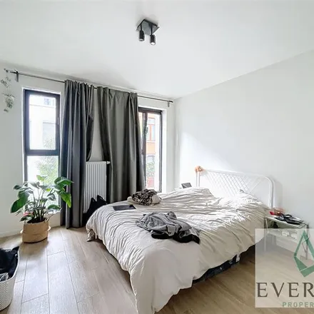 Rent this 2 bed apartment on Rue de Moorslede - Moorsledestraat 10 in 1020 Brussels, Belgium