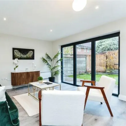 Image 1 - Beulah Road, London, SM1 2QG, United Kingdom - Townhouse for sale