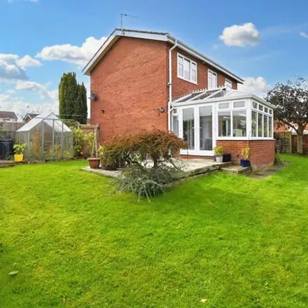 Buy this 3 bed house on Elmwood Road in Barnton, CW8 4NG