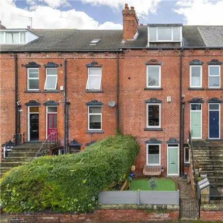 Buy this 2 bed townhouse on Ravenscar Terrace in Leeds, LS8 4AT