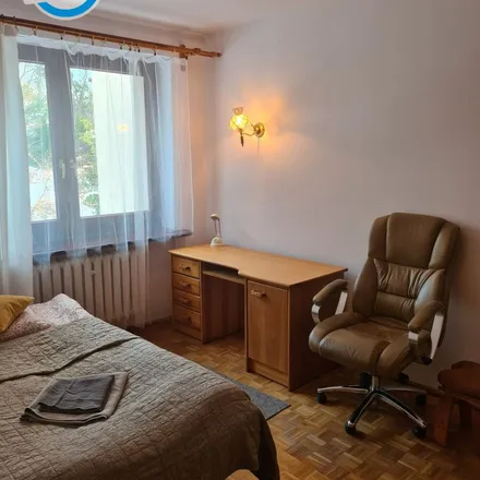 Rent this 5 bed apartment on Witolda Doroszewskiego 21 in 80-319 Gdańsk, Poland