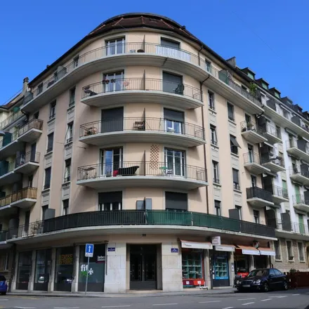 Rent this 3 bed apartment on Avenue Ernest-Pictet 24 in 1203 Geneva, Switzerland