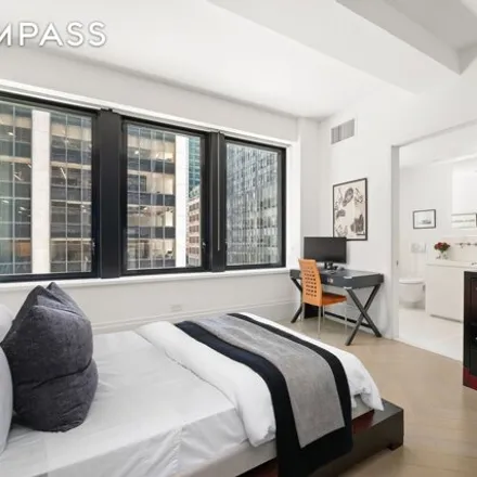 Image 5 - 101 Wall St Apt 5b, New York, 10005 - Condo for sale