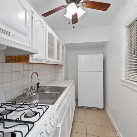 Image 4 - 1285 South Dunsmuir Avenue, Los Angeles, CA 90019, USA - Duplex for rent