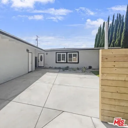 Buy this 3 bed house on 825 South Magnolia Avenue in Anaheim, CA 92804