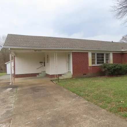 Buy this 3 bed house on 867 North 30th Avenue in Humboldt, TN 38343