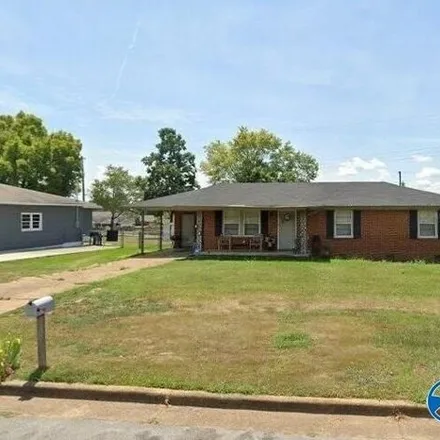 Buy this 3 bed house on 417 Clearview St SW in Decatur, Alabama